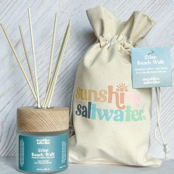 Sunshine + Saltwater - Crisp Beach Walk | Reed Diffuser - Picture 1 of 3